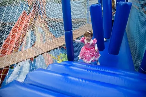 Festas e brincadeiras no Buffet Infantil Era Uma Vez