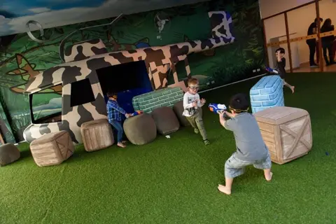 Festas e brincadeiras no Buffet Infantil Era Uma Vez