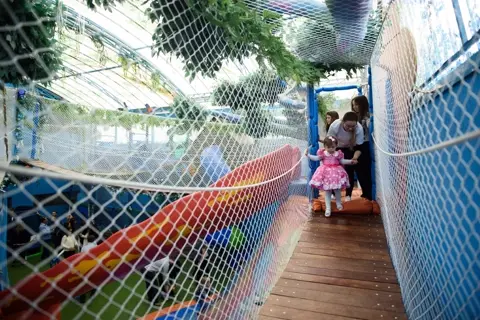 Festas e brincadeiras no Buffet Infantil Era Uma Vez