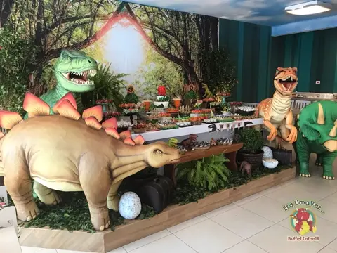 Decoração temática no Buffet Infantil Era Uma Vez